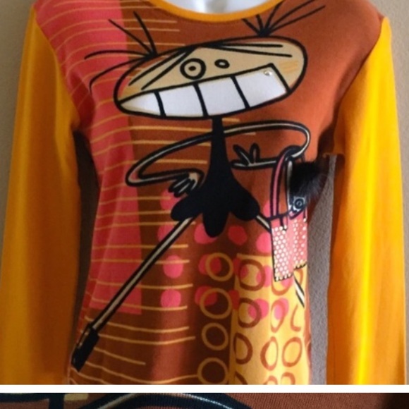 Gorgeous top! Definite head turner. - Picture 2 of 4